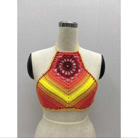 Retro Crochet Halter Top - Picture 4 of 6